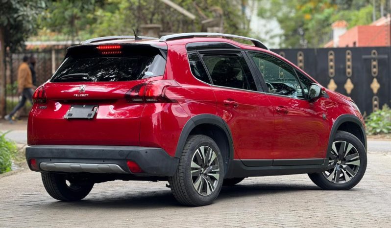 
								Peugeot 2008 full									