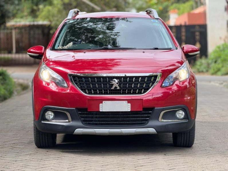
								Peugeot 2008 full									