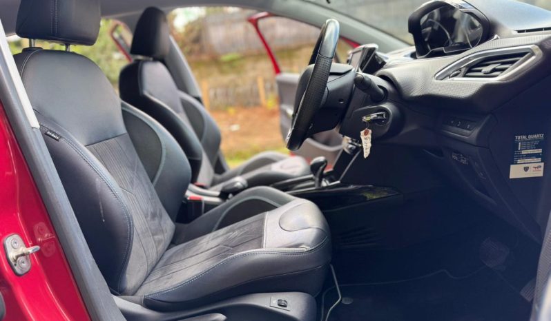 
								Peugeot 2008 full									