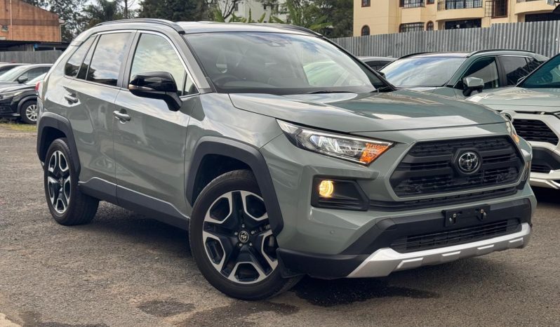 
								Toyota Rav4 Adventure full									