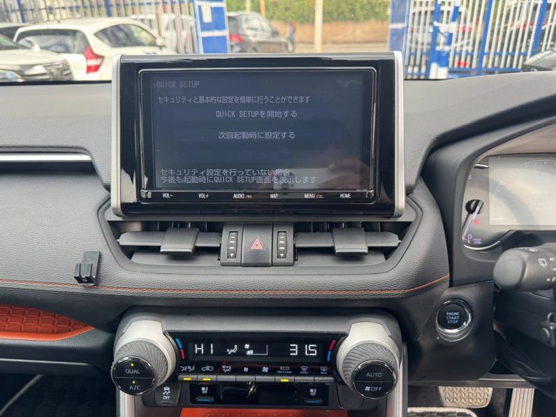 
								Toyota Rav4 Adventure full									