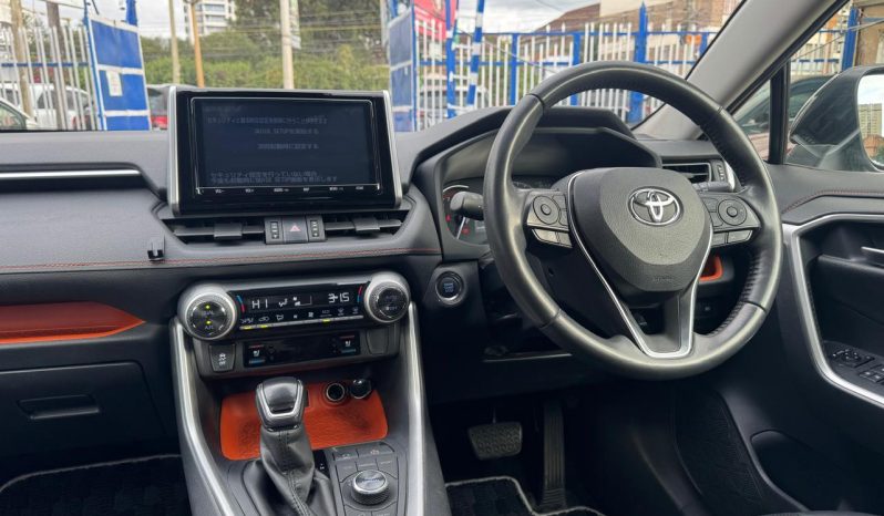 
								Toyota Rav4 Adventure full									