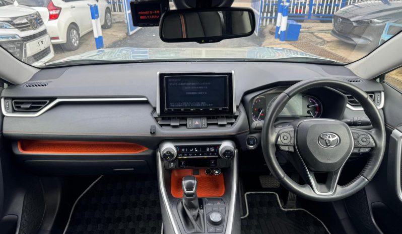 
								Toyota Rav4 Adventure full									