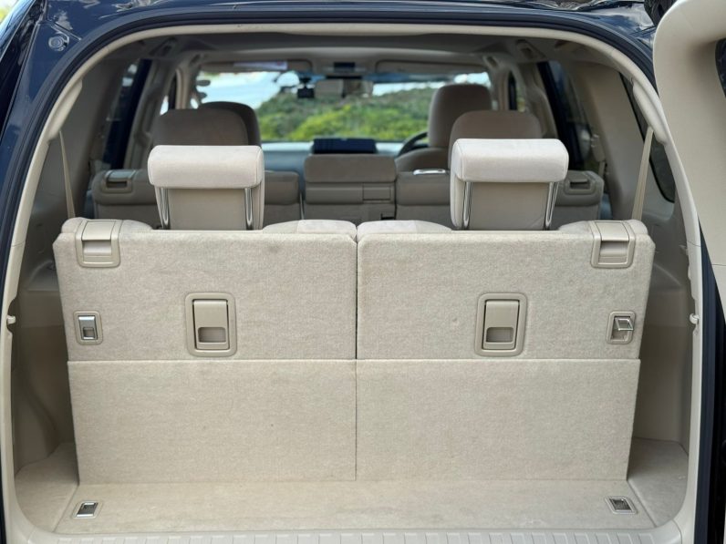 
								Toyota Land Cruiser Prado full									