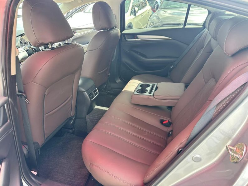 
								Mazda 6 full									