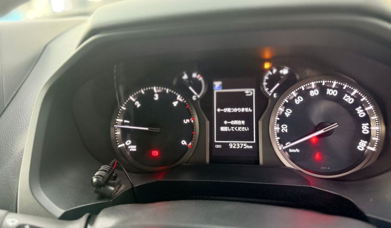 
								Toyota Land Cruiser Prado TXL full									