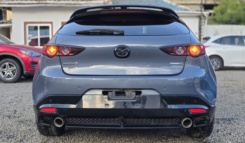 
								Mazda 3 full									