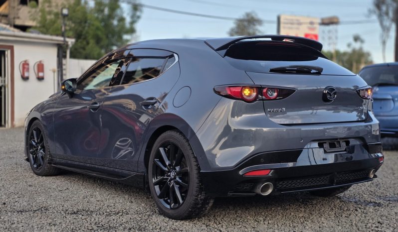 
								Mazda 3 full									