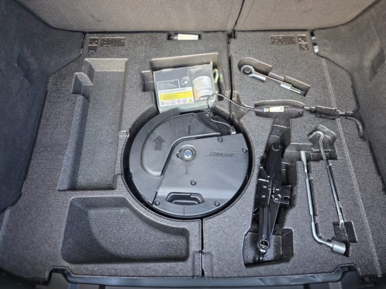 
								Mazda 3 full									