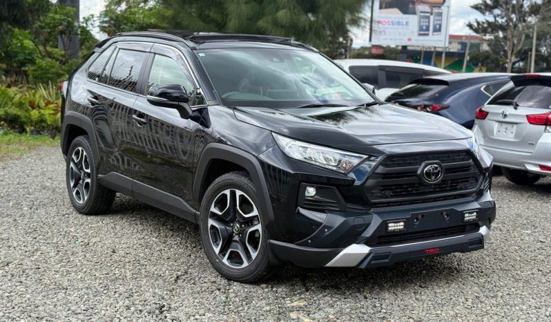 
								Toyota Rav4 adventure full									