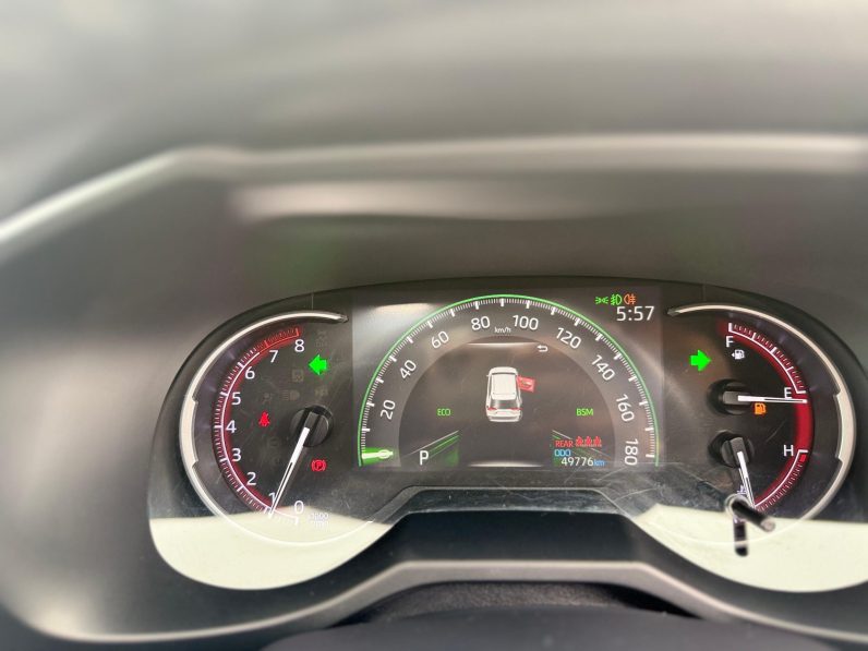 
								Toyota Rav4 adventure full									