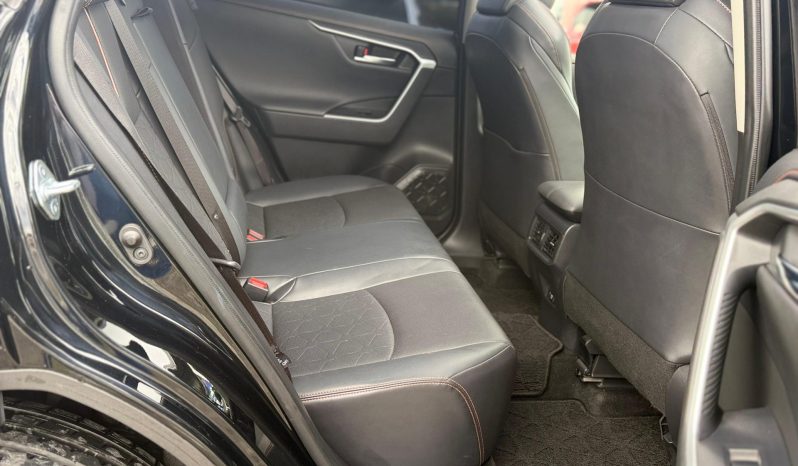 
								Toyota Rav4 adventure full									