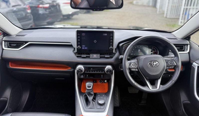 
								Toyota Rav4 adventure full									