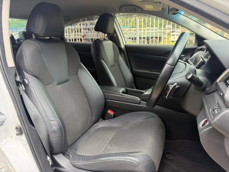 
								Honda Insight full									