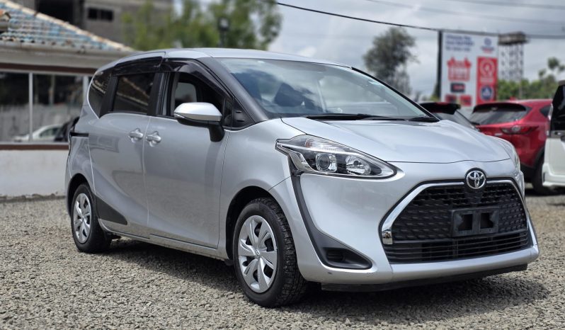 
								Toyota sienta full									