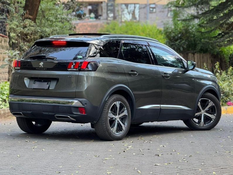 
								Peugeot 3008 GT-LINE full									