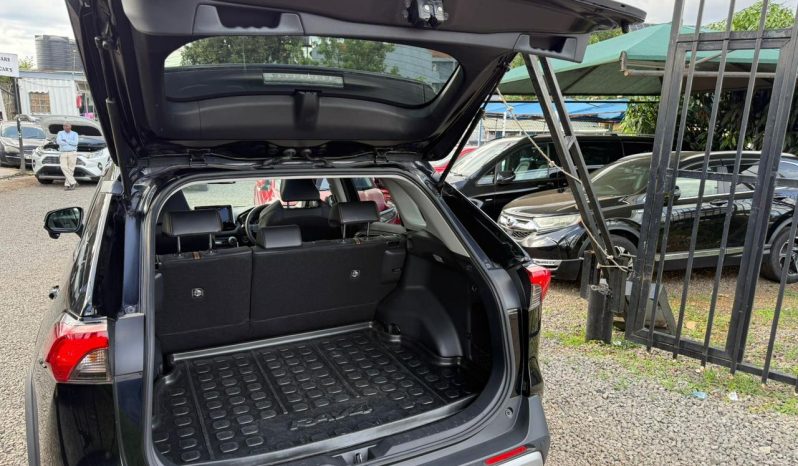 
								Toyota Rav4 adventure full									