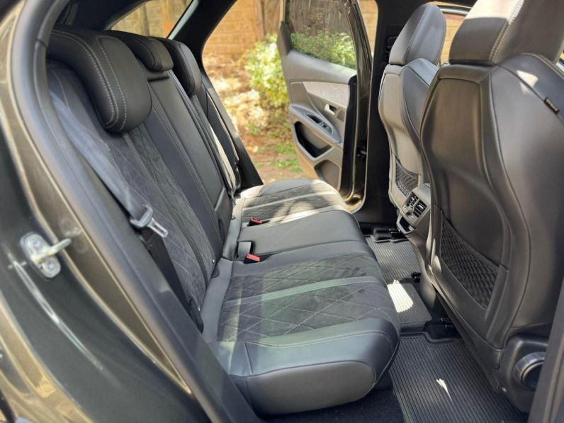
								Peugeot 3008 GT-LINE full									