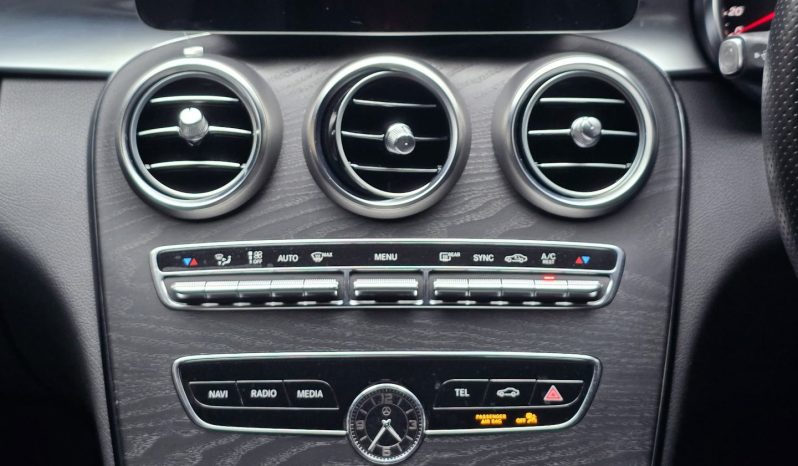 
								Mercedes-Benz C200 full									