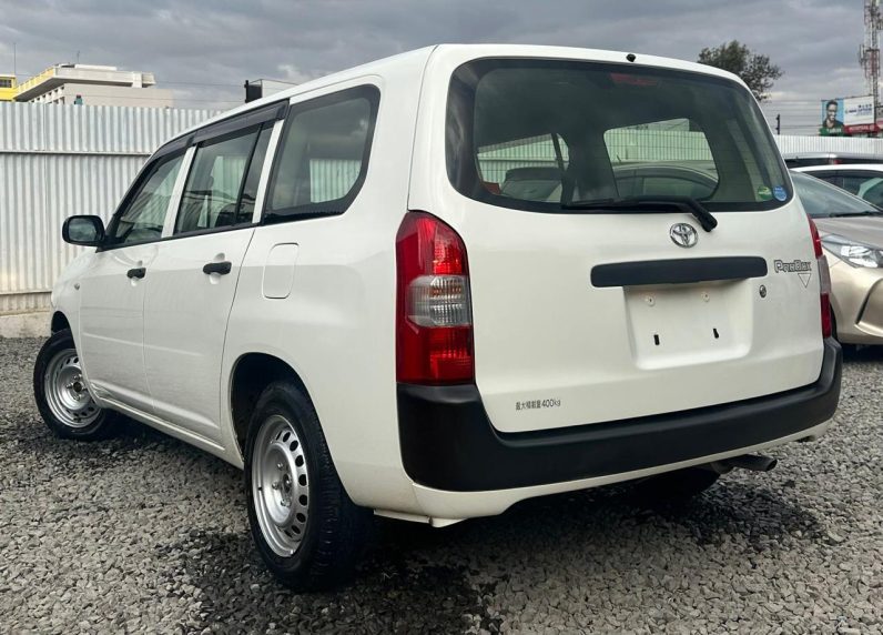 
								Toyota probox full									