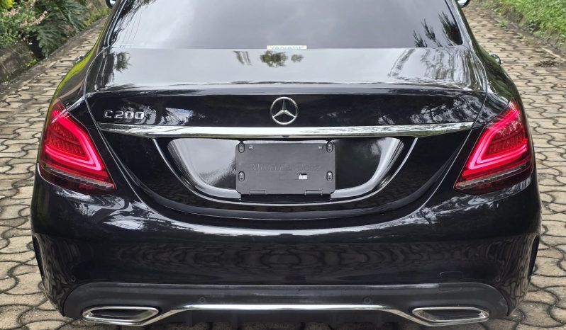 
								Mercedes-Benz C200 full									