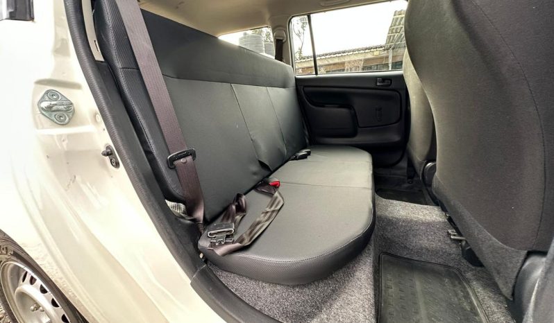 
								Toyota probox full									