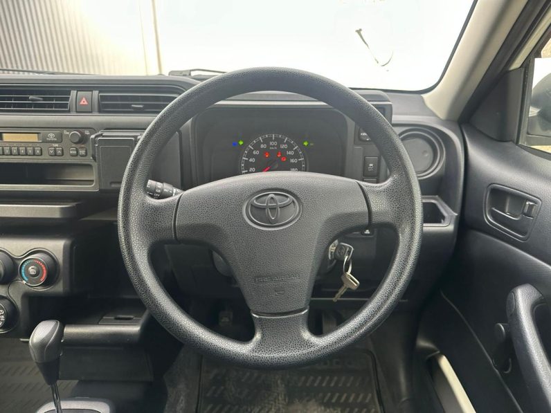 
								Toyota probox full									