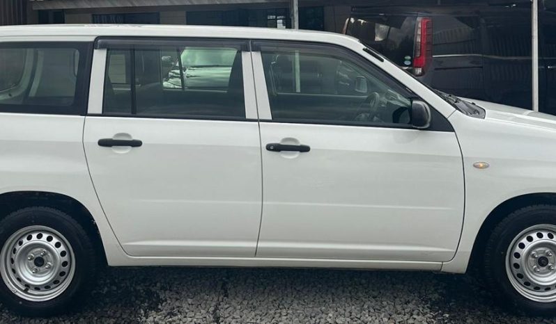 
								Toyota probox full									