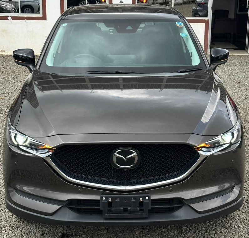 
								Mazda CX-5 full									