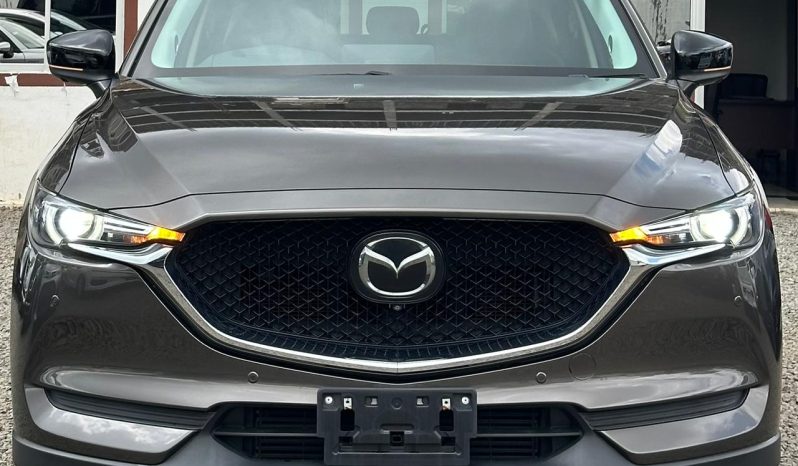 
								Mazda CX-5 full									