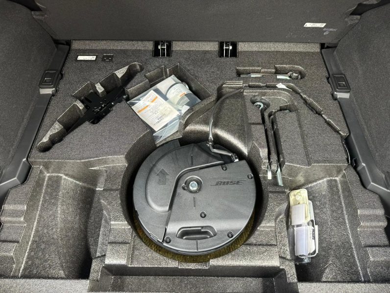 
								Mazda CX-5 full									