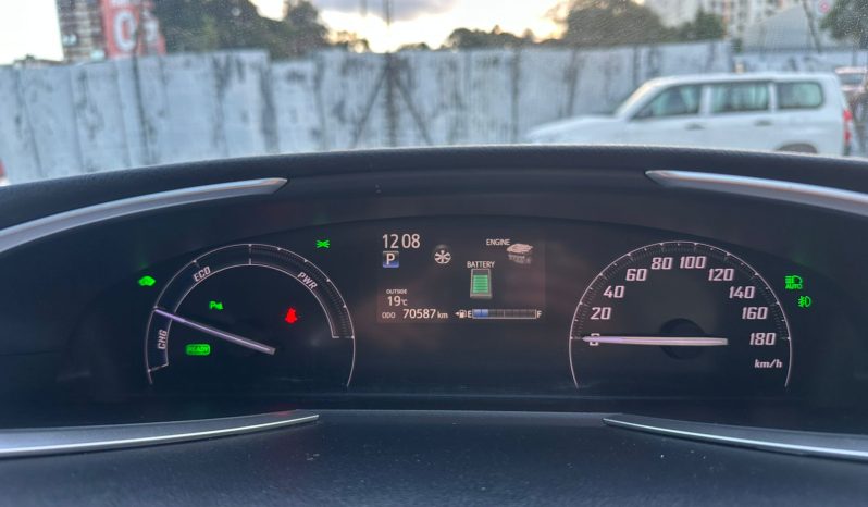 
								Toyota sienta full									