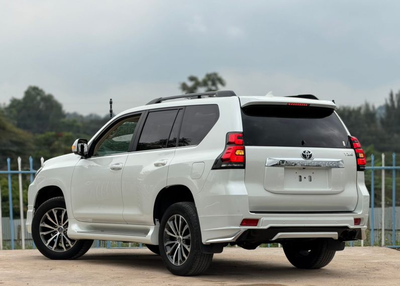 
								Land cruiser prado TZG full									