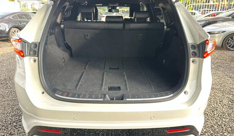 
								Toyota Harrier full									