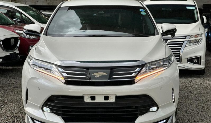 
								Toyota Harrier full									