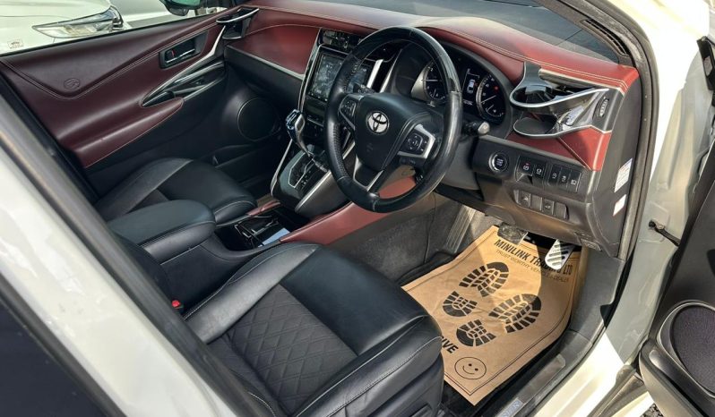 
								Toyota Harrier full									