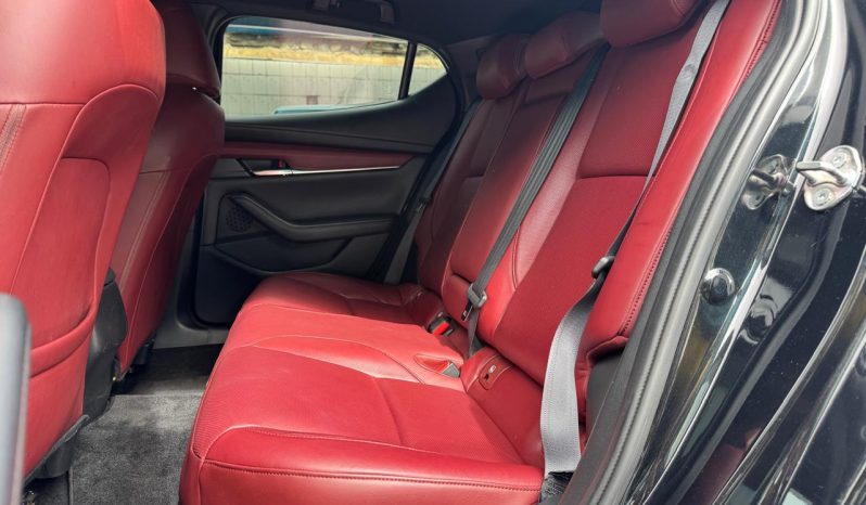 
								Mazda 3 full									