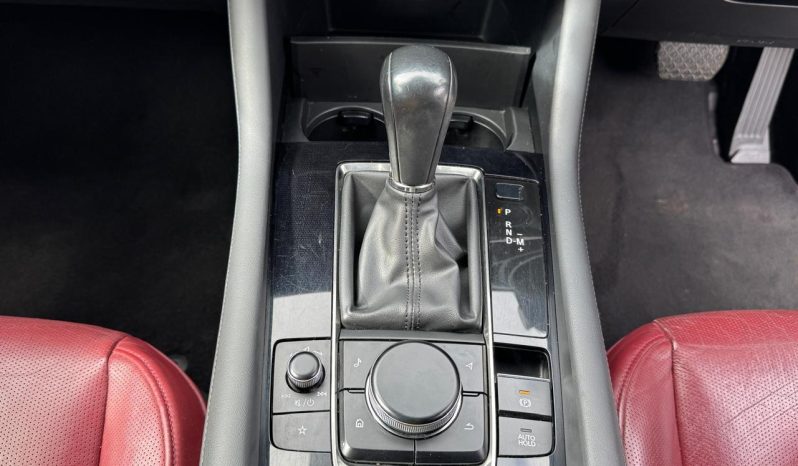 
								Mazda 3 full									