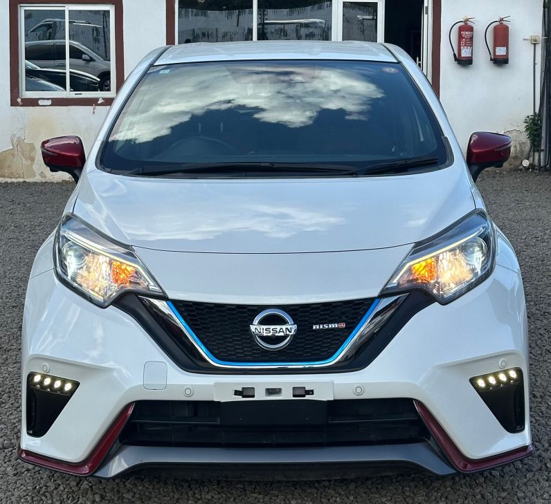 
								Nissan Note E-Power Nismo full									