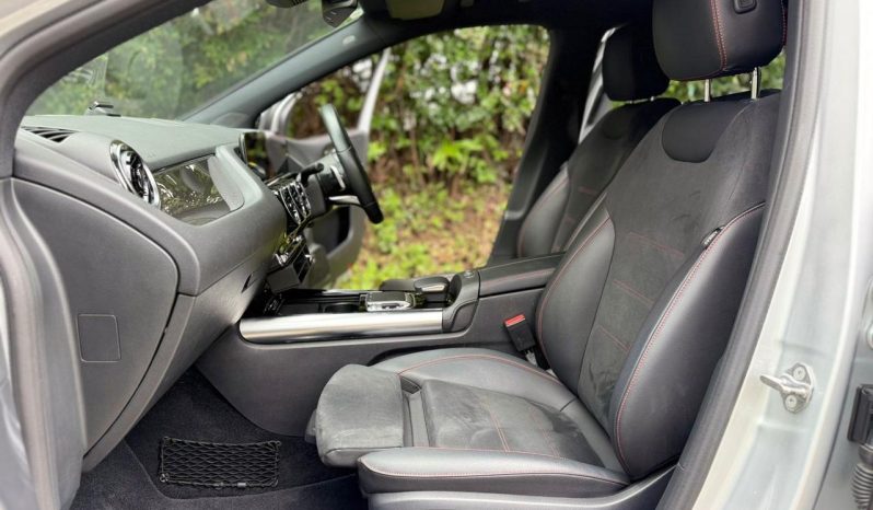 
								Mercedes Benz B180 full									