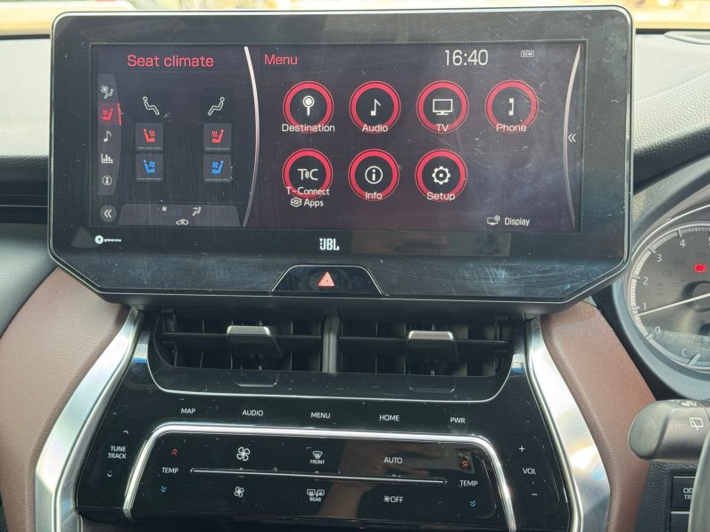 
								Toyota Harrier full									