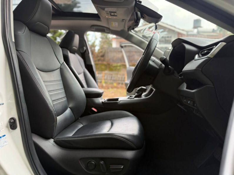 
								Toyota Rav4 G full									