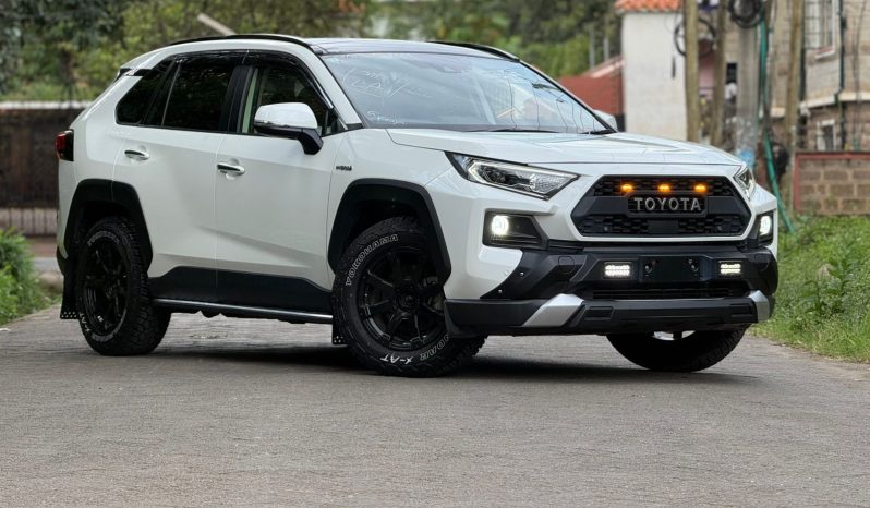 
								Toyota Rav4 G full									
