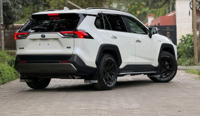 
								Toyota Rav4 G full									