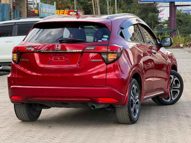
								Honda Vezel full									