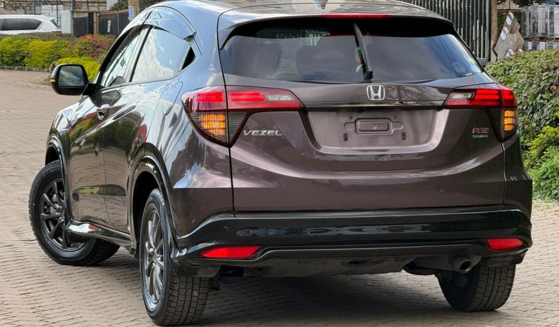 
								Honda Vezel RS full									
