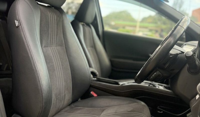 
								Honda Vezel RS full									