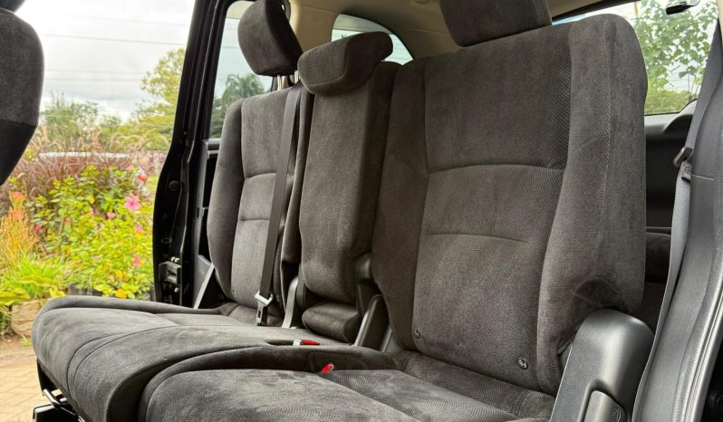 
								Honda Odyssey full									