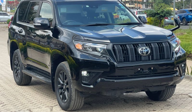 
								Toyota Land Cruiser Prado TXL full									