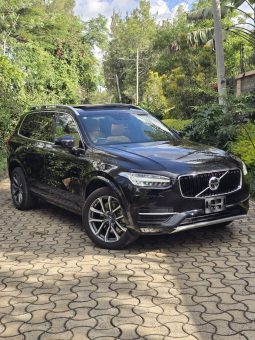 Volvo XC90 T5